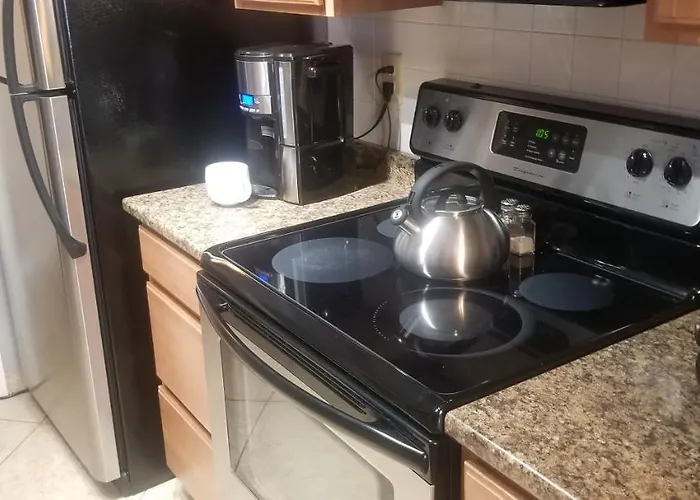 Riverview Townhouse Apartment *